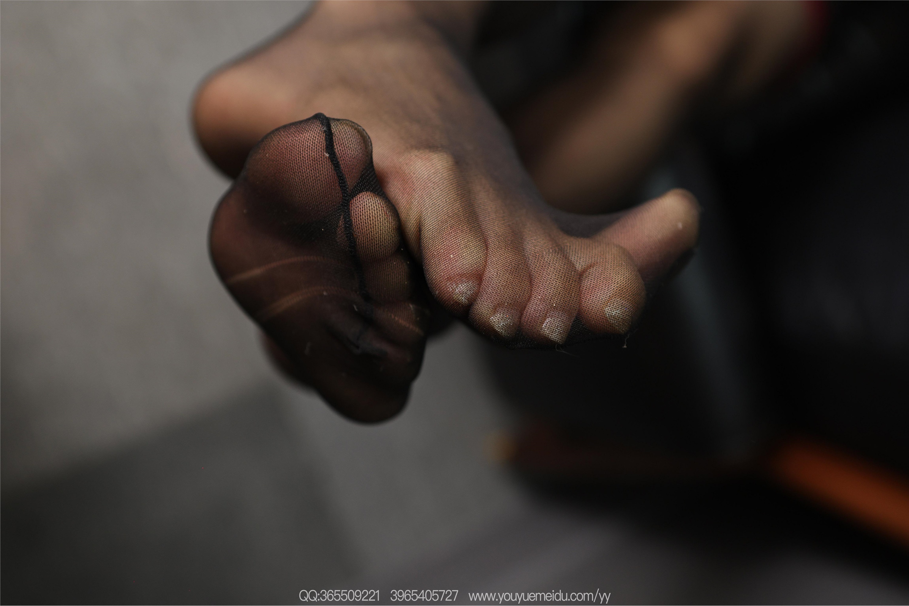 IESS异思趣向  2025.08.07 丝享家 2126 兔兔《吊带丝袜》